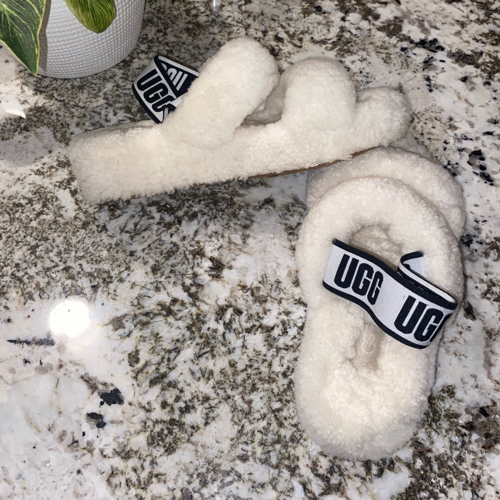 UGG Slides - Picture 4 of 8